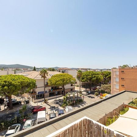 Le Blue Sea - Appt Classe 3 Etoiles A 650M De La Plage Le Lavandou Exteriér fotografie