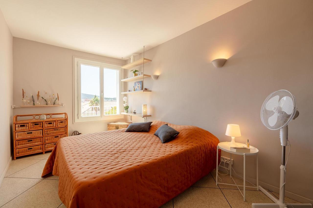 Le Blue Sea - Appt Classe 3 Etoiles A 650M De La Plage Le Lavandou Exteriér fotografie