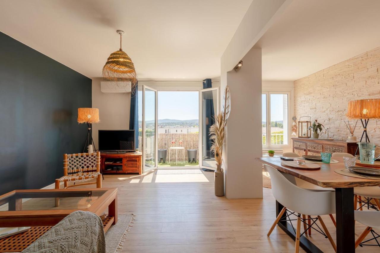 Le Blue Sea - Appt Classe 3 Etoiles A 650M De La Plage Le Lavandou Exteriér fotografie